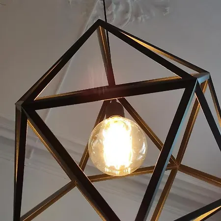 Chantilly Townhouse * גנט